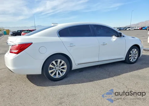 2015 Buick Lacrosse из США, поврежденный, VIN 1G4GB5GR8FF322199